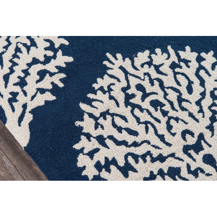 Momeni Veranda Area Rug VR-45 Navy 2' X 3'