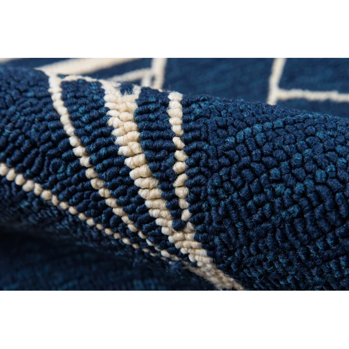 Momeni Veranda Area Rug VR-70 Navy 3'9 X 5'9