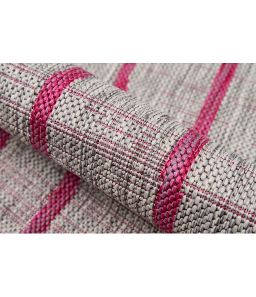Momeni Villa Area Rug VI-03 Sicily Fuschia 9'3 X 12'6