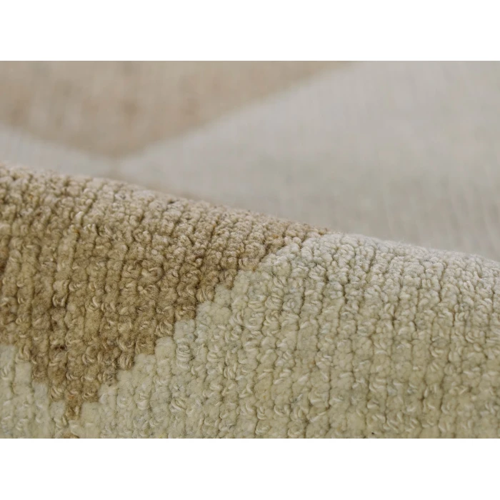 Momeni Willow WLO-4 Beige 8' X 10' Area Rug