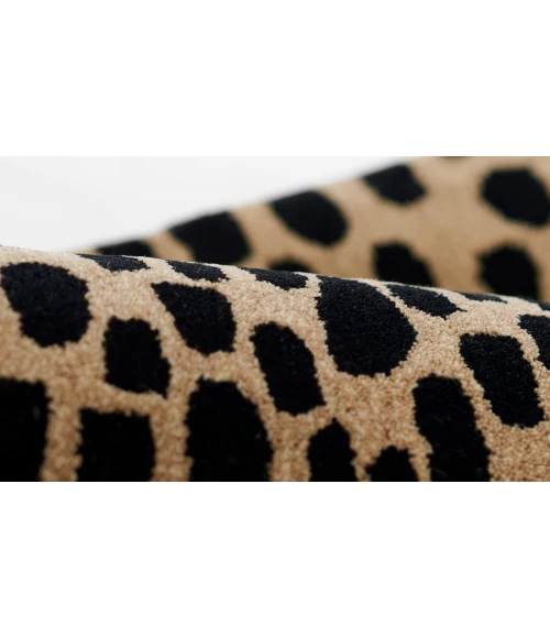 Momeni Woodland Area Rug WOD-3 Cheetah Beige 3'6 X 5'6