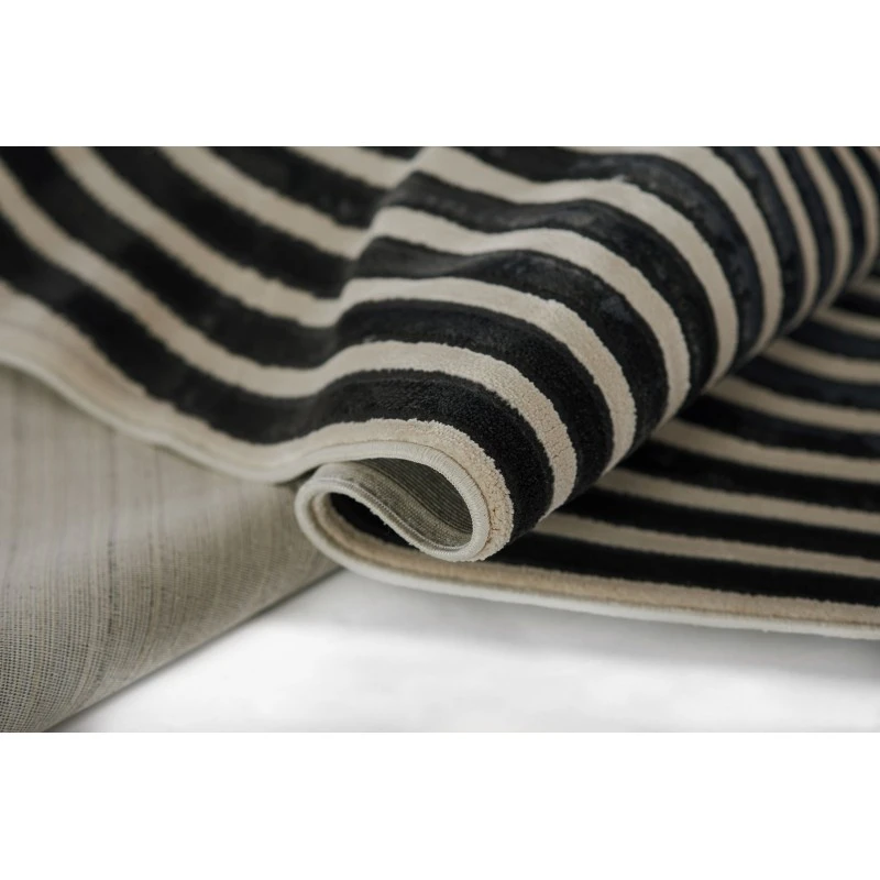 Momeni Xander Area Rug XAN-5 Ivory 5'3 X 7'6