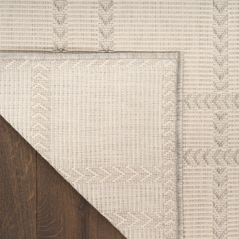 Nourison Horizon Indoor/Outdoor Grey HOZ04 4 ft. x 6 ft. Rect. Rug