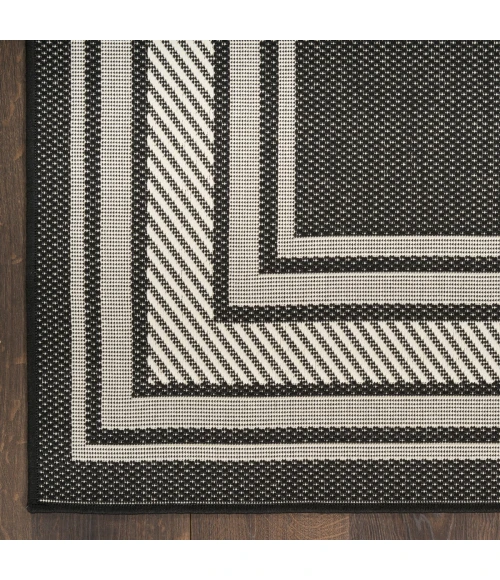 Nourison Horizon Indoor/Outdoor Black HOZ03 6 ft. X 9 ft. Rect. Rug