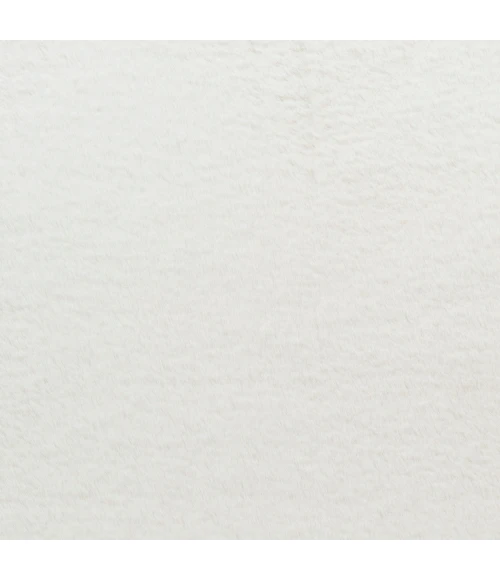 Nourison Soft Plush Rabbit Fur White SFF01 5 ft. X 7 ft. Rect. Rug