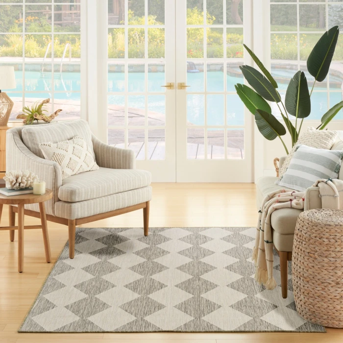 Nourison Positano Light Grey POS04 4 ft. X 6 ft. Rect. Rug