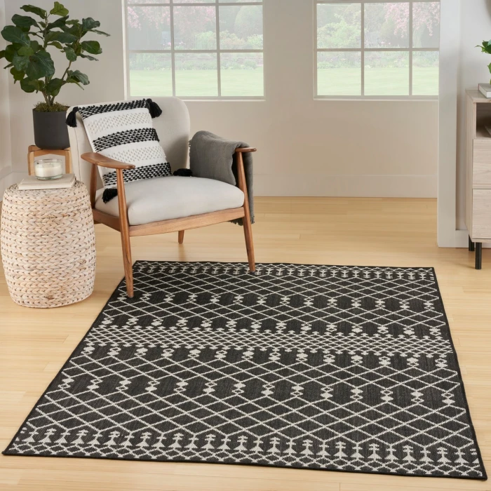 Nourison Positano Black POS02 4 ft. X 6 ft. Rect. Rug
