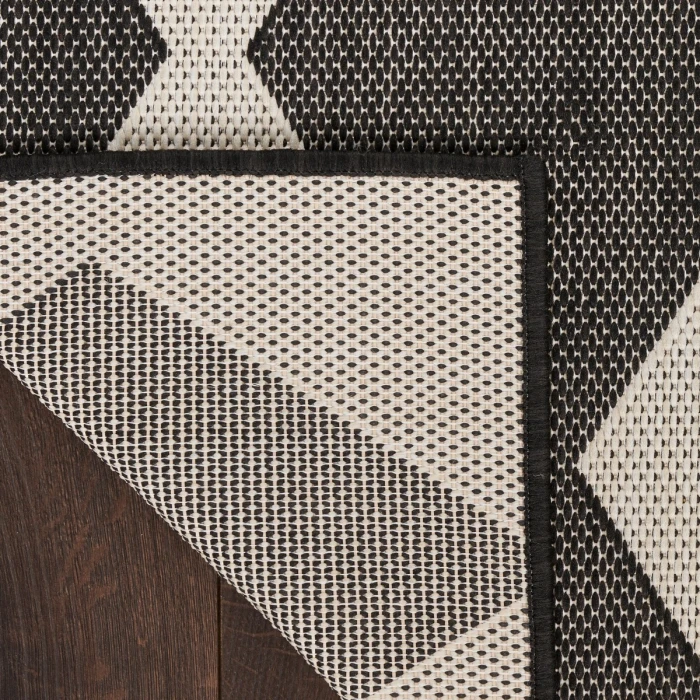 Nourison Positano Black POS04 4 ft. X 6 ft. Rect. Rug