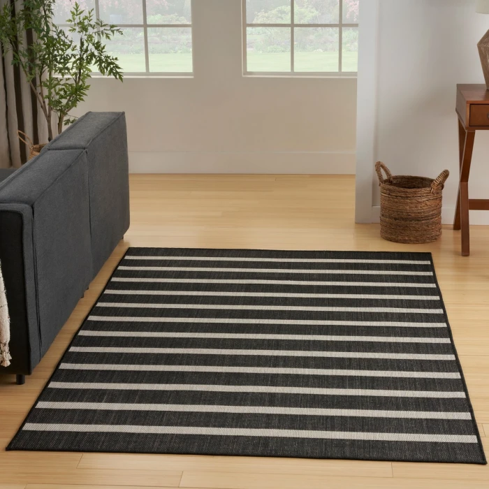 Nourison Positano Black Ivory POS03 4 ft. X 6 ft. Rect. Rug