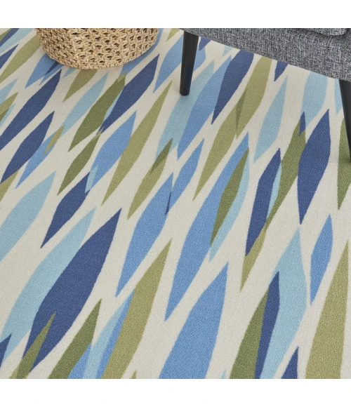 Waverly Sun N' Shade Blue SND01 6ft.6in. x Square Square Rug