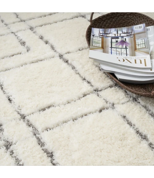 Nourison Home Dreamy Shag Cream / Ivory DRS07 5ft.3in. x 7ft.3in. Rect. Rug