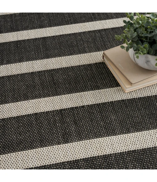 Nourison Positano Black Ivory POS03 6 ft. X 9 ft. Rect. Rug