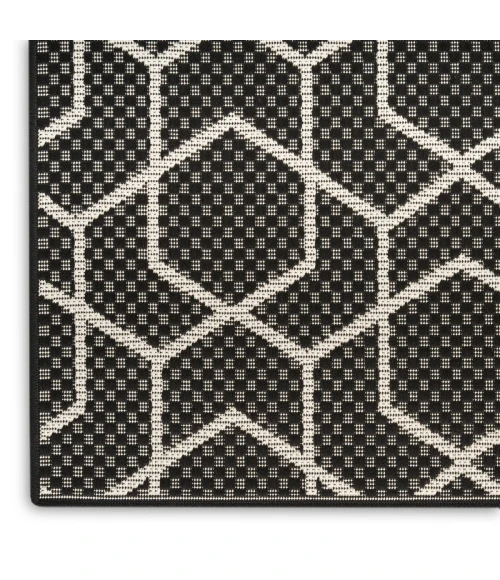 Nourison Horizon Indoor/Outdoor Black HOZ01 4 ft. X 6 ft. Rect. Rug