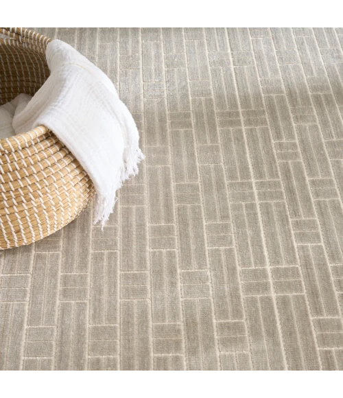 Nourison Washable Charm Silver Ivory WCH02 4 ft. X 6 ft. Rect. Rug