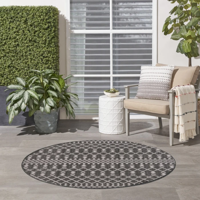 Nourison Positano Black POS02 6ft. Round Rug