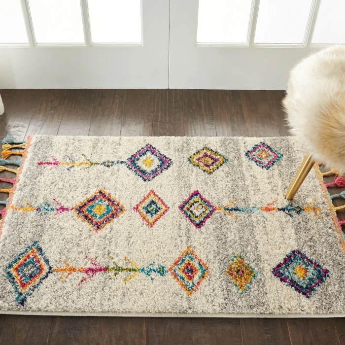 Nourison Nomad Cream Grey NMD04 2ft.2in. x 4ft. Rect. Rug
