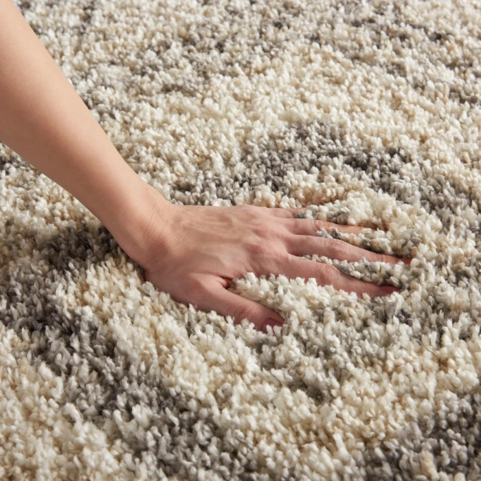 Nourison Oslo Shag Ivory/Grey OSL02 4 ft. X 6 ft. Rect. Rug