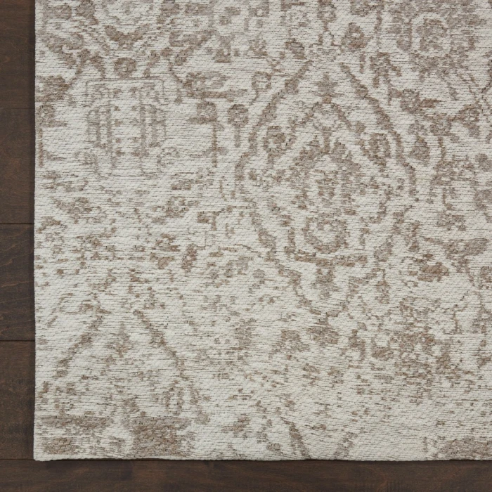 Nourison Damask Ivory DAS06 5ft. x 7ft. Rect. Rug