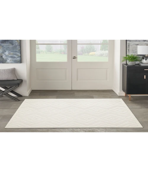 Nourison Versatile Ivory White NRV01 5 ft. Square Rug