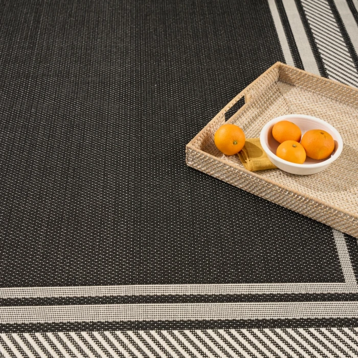 Nourison Horizon Indoor/Outdoor Black HOZ03 6 ft. X 9 ft. Rect. Rug