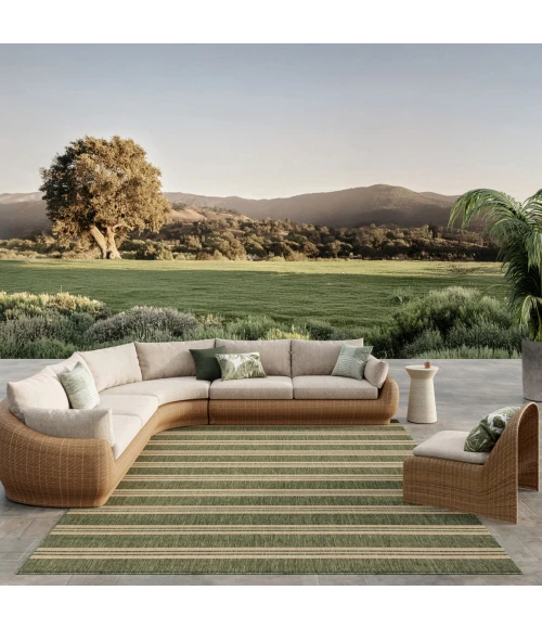 Nourison Home Horizon Indoor/Outdoor Green HOZ05 8ft. x 10ft. Rect. Rug