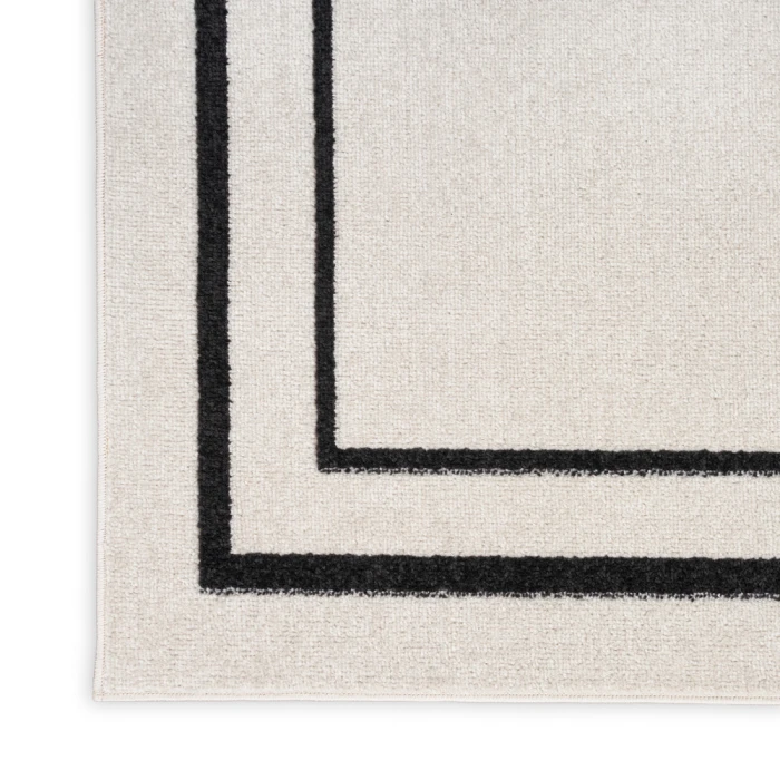 Nourison Nourison Essentials Area Rug NRE02 Ivory/Black