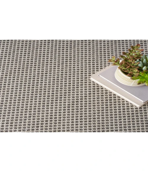 Nourison Courtyard Ivory/Charcoal COU01 8 ft. Round Rug