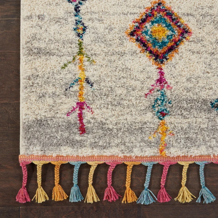 Nourison Nomad Cream Grey NMD04 2ft.2in. x 4ft. Rect. Rug