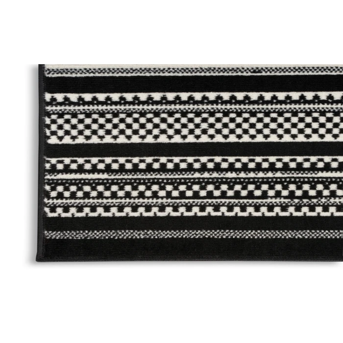 Nourison Grafix Black White GRF41 5 ft. 3 in. X 7 ft. 3 in. Rectangle Rug
