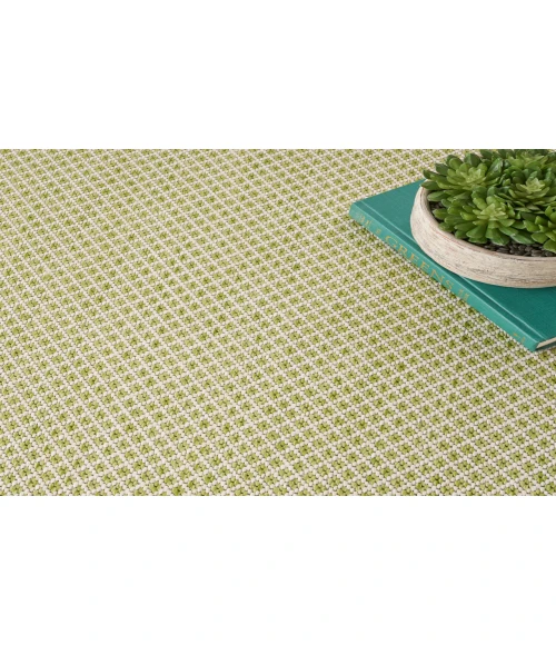 Nourison Courtyard Ivory Green COU01 4 ft. Round Rug