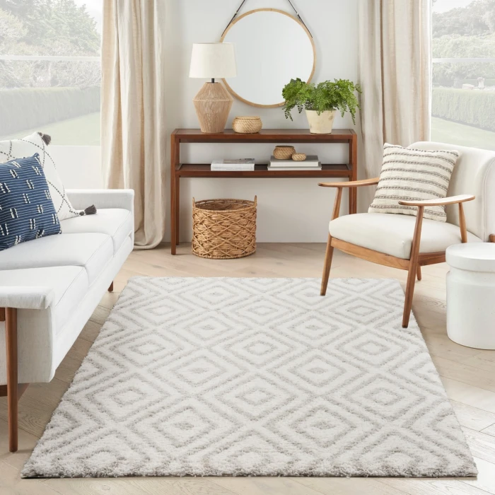 Nourison Modern Shag Ivory Silver MMD01 5 ft. X 7 ft. Rect. Rug
