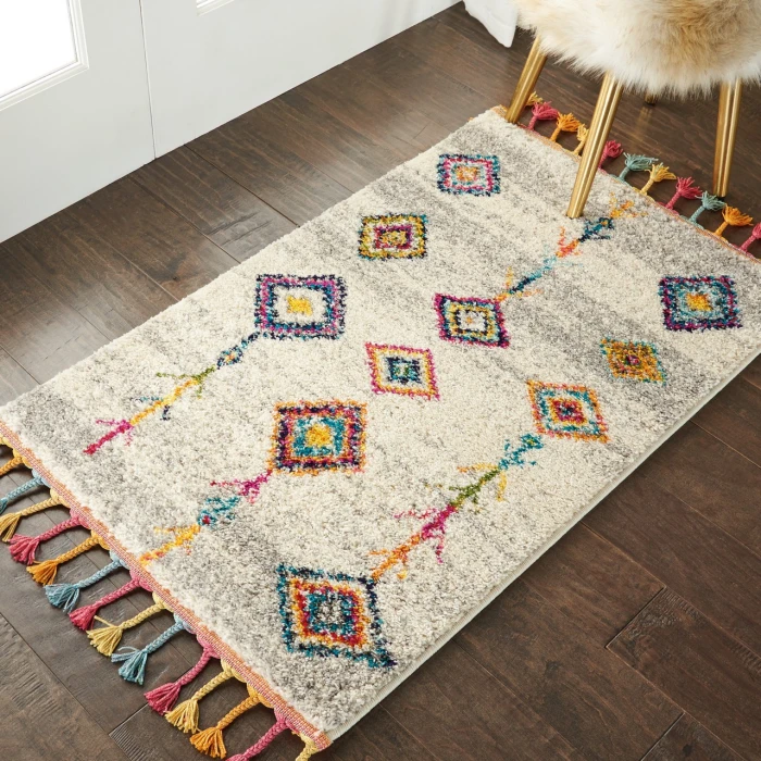 Nourison Nomad Cream Grey NMD04 2ft.2in. x 4ft. Rect. Rug