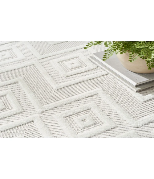 Nourison Versatile Ivory White NRV01 5 ft. Square Rug
