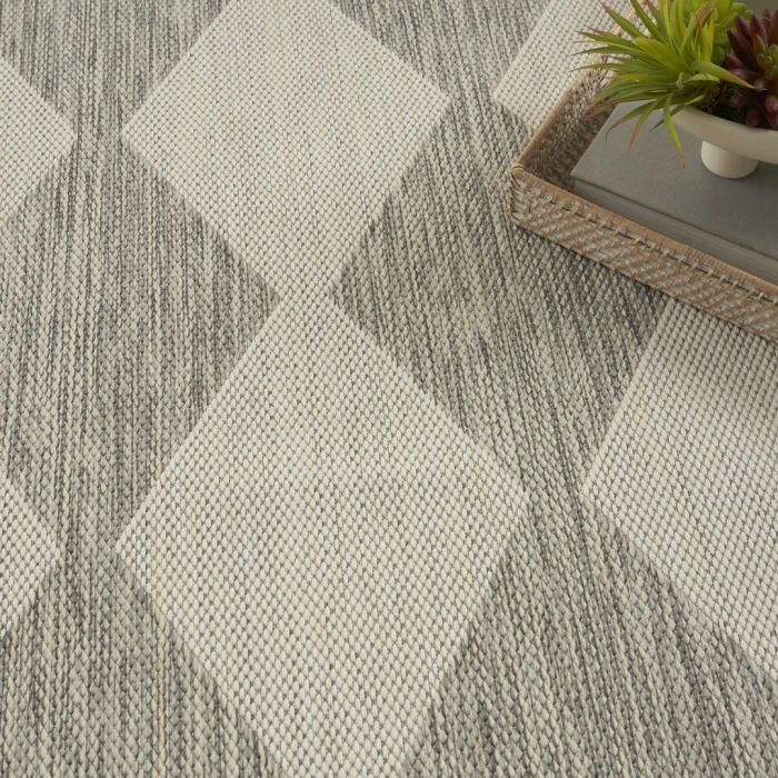 Nourison Positano Light Grey POS04 10ft. Round Rug