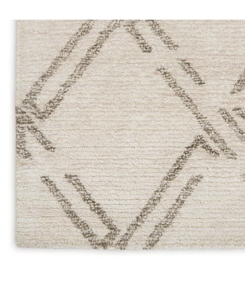 Nourison Venosa Runner Area Rug VSN01-Ivory/Grey