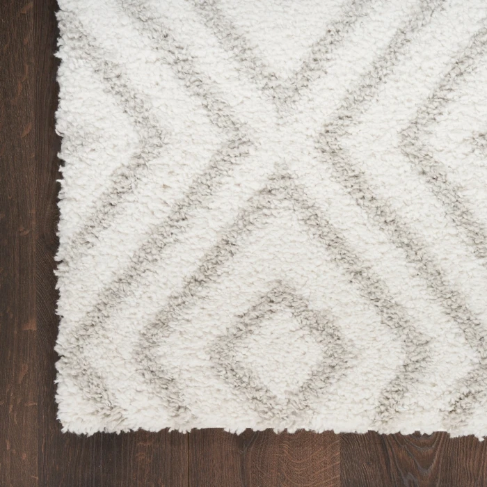 Nourison Modern Shag Ivory Silver MMD01 5 ft. X 7 ft. Rect. Rug