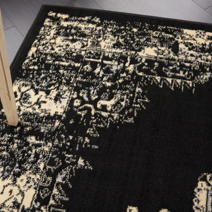 Nourison Grafix Area Rug GRF14-Black