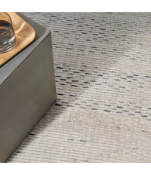 Calvin Klein Valley Silver VLL01 5 ft. X 7 ft. Rect. Rug