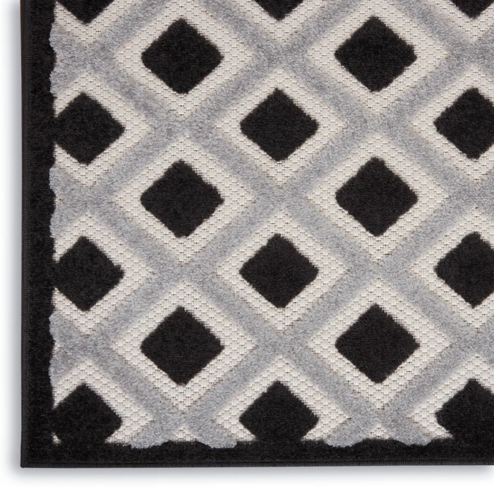 Nourison Aloha Indoor/Outdoor Area Rug ALH26-Black White