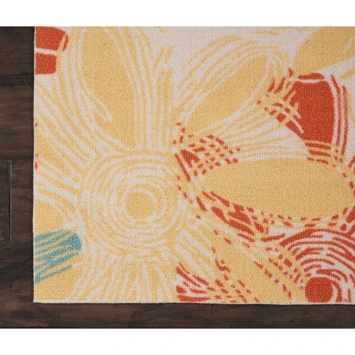 Nourison Home & Garden Ivory RS022 2ft.3in. x 8ft. Rect. Rug