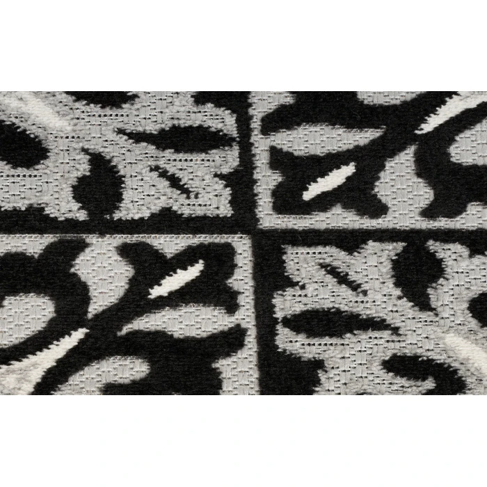 Nourison Aloha Black White ALH34 7’10” Round Rug