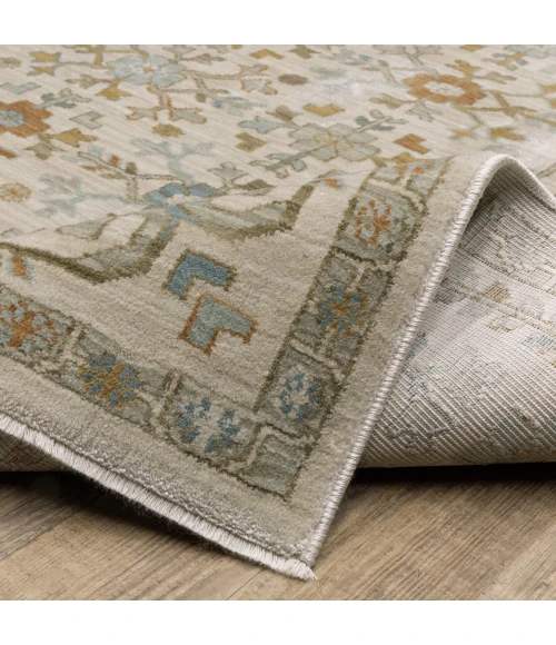 Oriental Weavers MAEVE Ivory MAE01 7ft.10in. X 10ft.10in. Rect. Rug