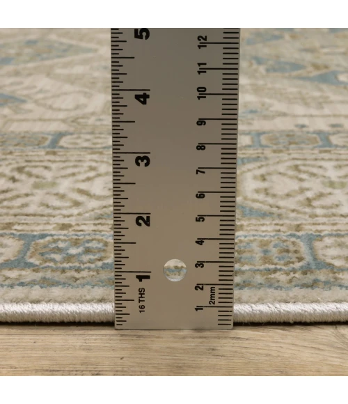 Oriental Weavers MAEVE Beige MAE05 6ft. 7in. X 9ft. 6in. Rect. Rug