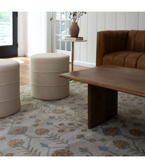 Oriental Weavers MAEVE Beige MAE07 2ft. 3in. X 7ft. 6in. Rect. Rug