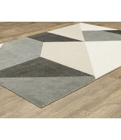 Oriental Weavers Raylan Ray07 Ivory/ Black 6 Ft. 7 In. X 9 Ft. 6 In. Rectangle Rug