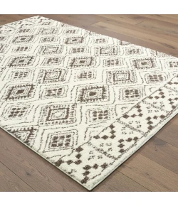 Oriental Weavers Verona 1330W Ivory/ Brown Area Rug 2 ft. 3 in. X 7 ft. 6 in. Runner