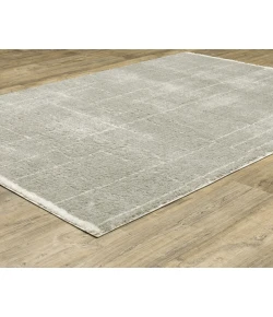 Oriental Weavers Verona 752G Grey/ Ivory 2 Ft. 3 In. X 7 Ft. 6 In. Runner Rug