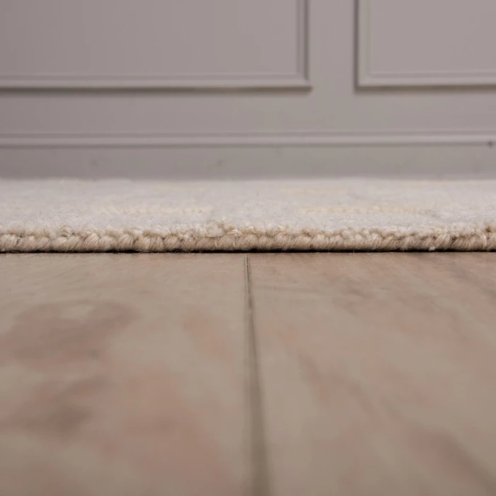 Rizzy Home Lofton Ivory A07201 7 ft. 9 in. X 9 ft. 9 in. Rectangle Rug