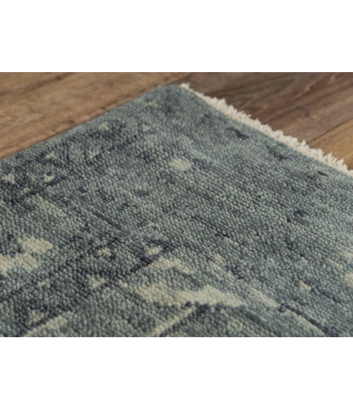 Rizzy Belmont Area Rug BMT990 8' x 10' Blue