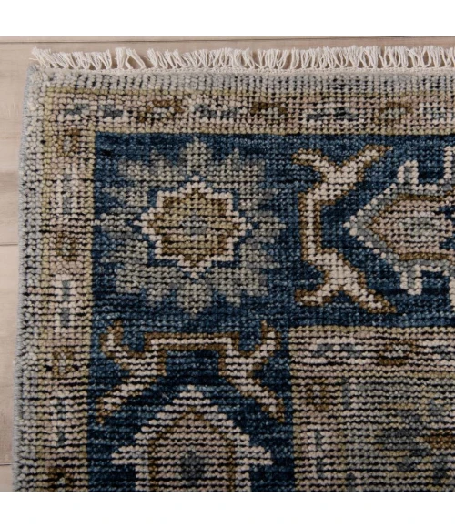 Rizzy Home Centra Gray/Blue CET725 8 ft. X 10 ft. Rectangle Rug